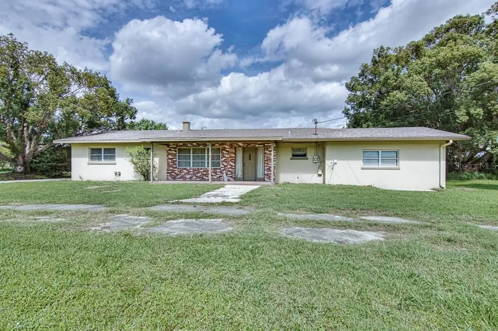 2515 D R Bryant Road Lakeland FL 33810
