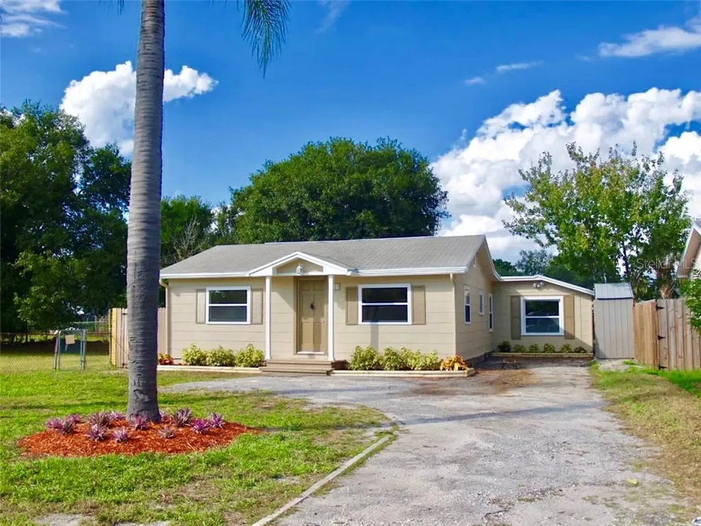 3921 54th Avenue N St Petersburg FL 33714