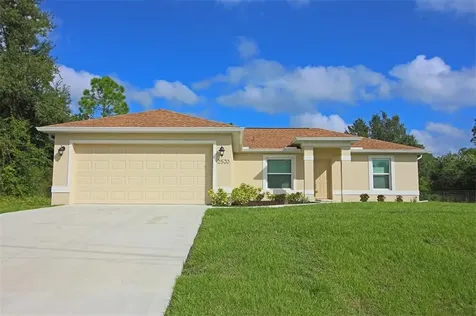 2520 Shady Avenue North Port FL 34286