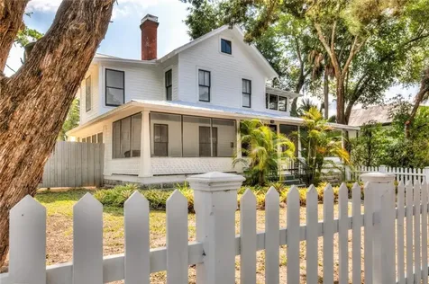 340 N Tremain Street Mount Dora FL 32757