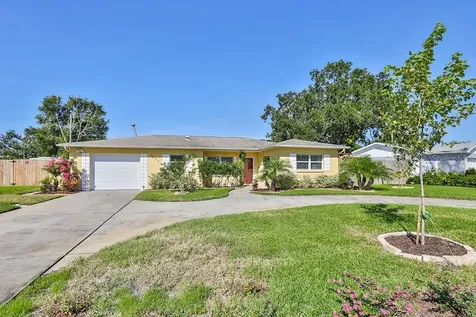 7636 91st Street Seminole FL 33777