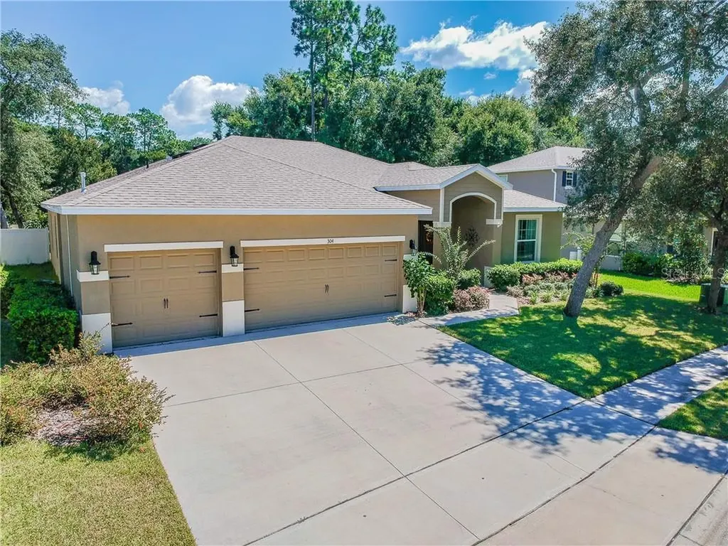 304 Maple Sugar Drive Deland FL 32724