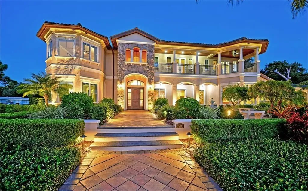 7903 Longbay Boulevard Sarasota FL 34243