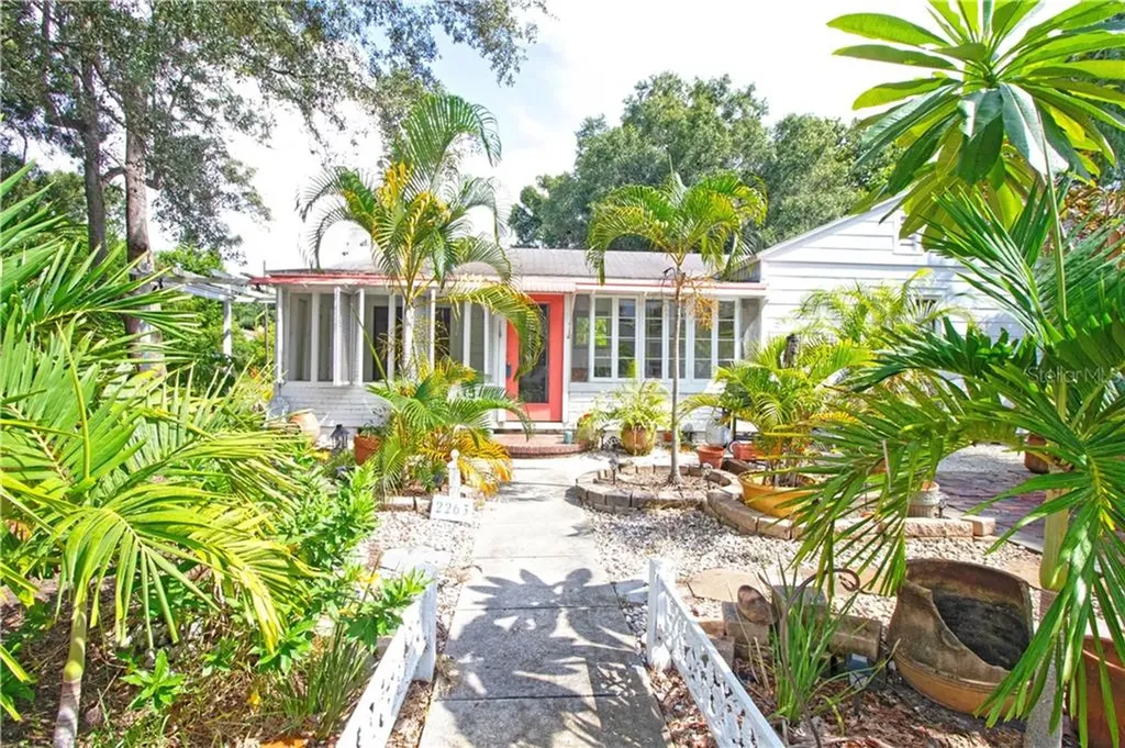 2263 7th Avenue N St Petersburg FL 33713