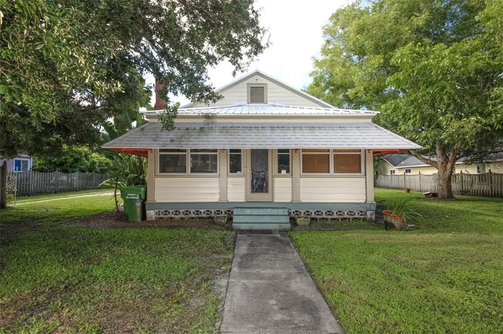 1870 Bahia Vista Street Sarasota FL 34239