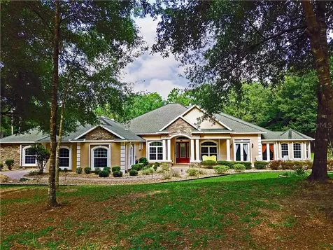 9810 S Berkshire Avenue Inverness FL 34452