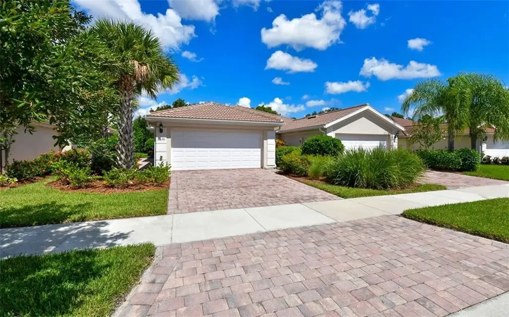 5870 Guarino Drive Sarasota FL 34238