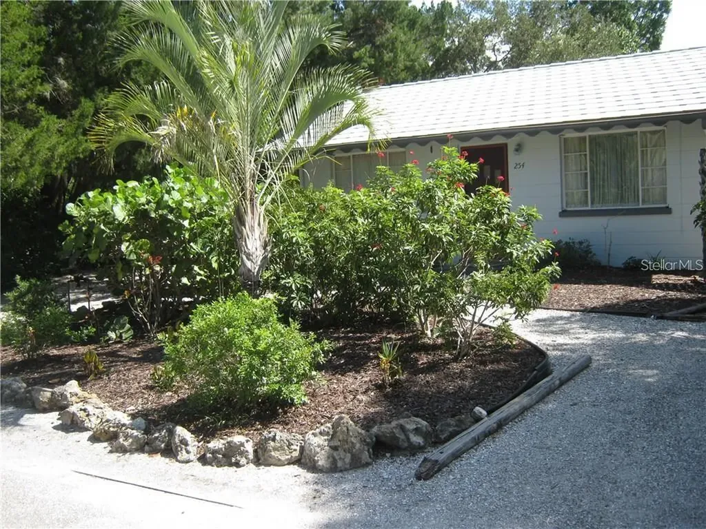 254 Garden Lane Sarasota FL 34242