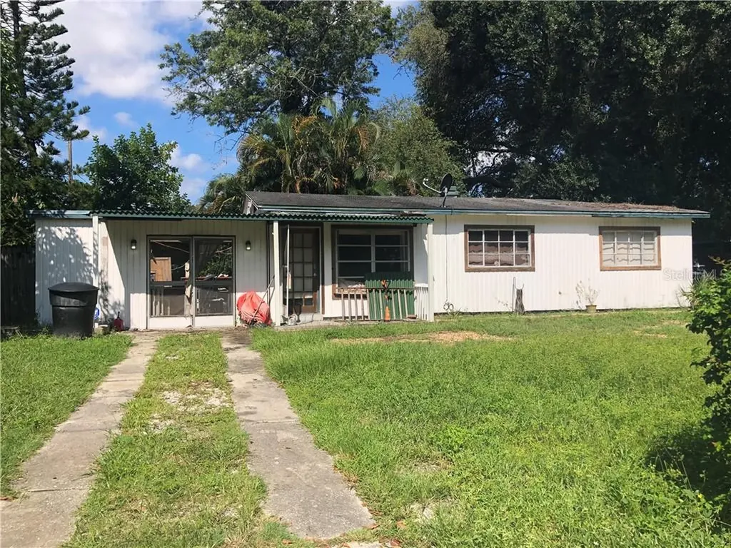 7236 15th Street N St Petersburg FL 33702
