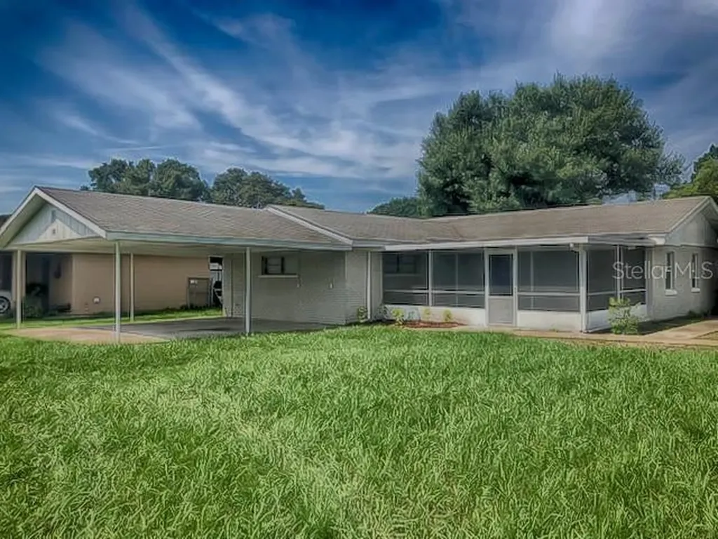 185 Merry Lane Lake Alfred FL 33850