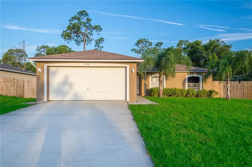 713 Cloverleaf Boulevard Deltona FL 32725