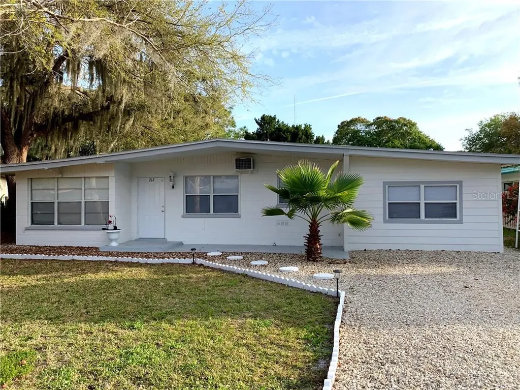 212 Palmetto Street Nokomis FL 34275