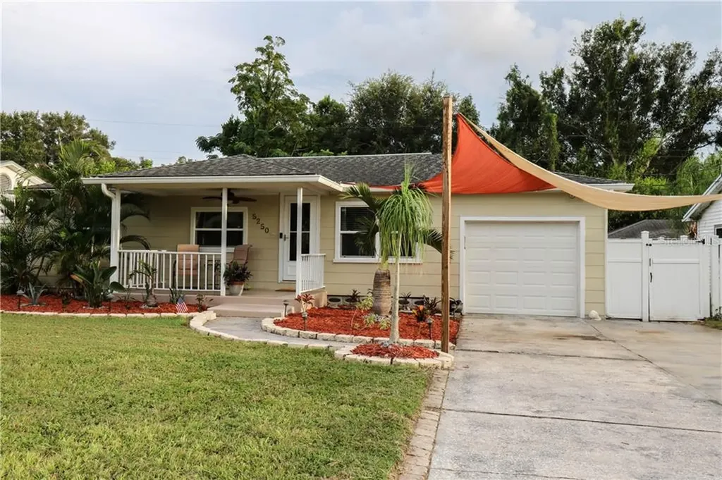 5250 43rd Avenue N St Petersburg FL 33709