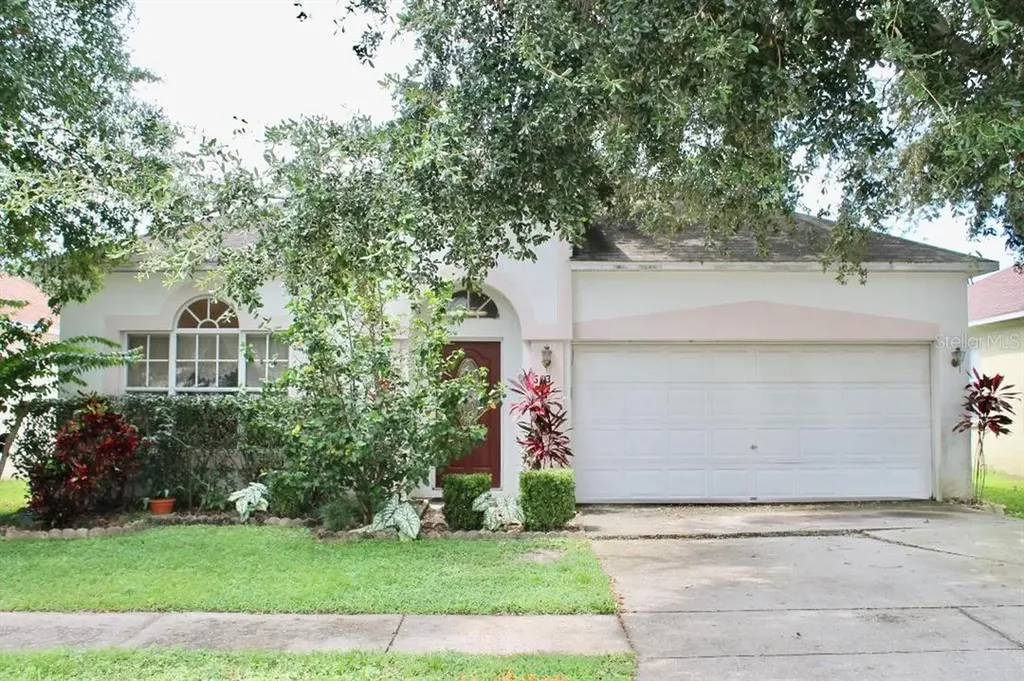 513 Sand Ridge Drive Valrico FL 33594