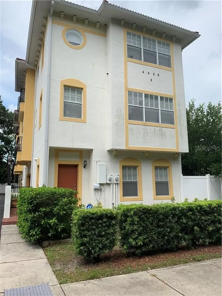 4409 W Gray Street Tampa FL 33609