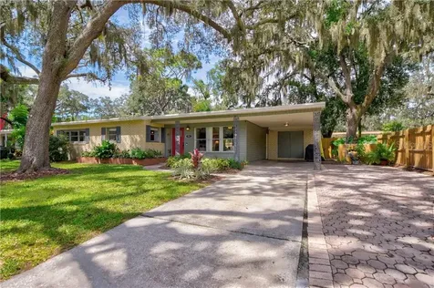 711 E River Drive Temple Terrace FL 33617