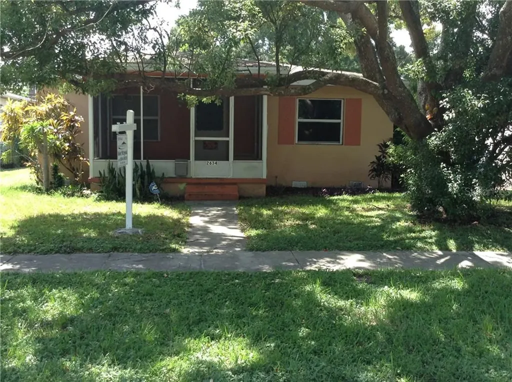 2634 39th Avenue N St Petersburg FL 33714