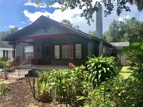 1016 S Locust Avenue Sanford FL 32771