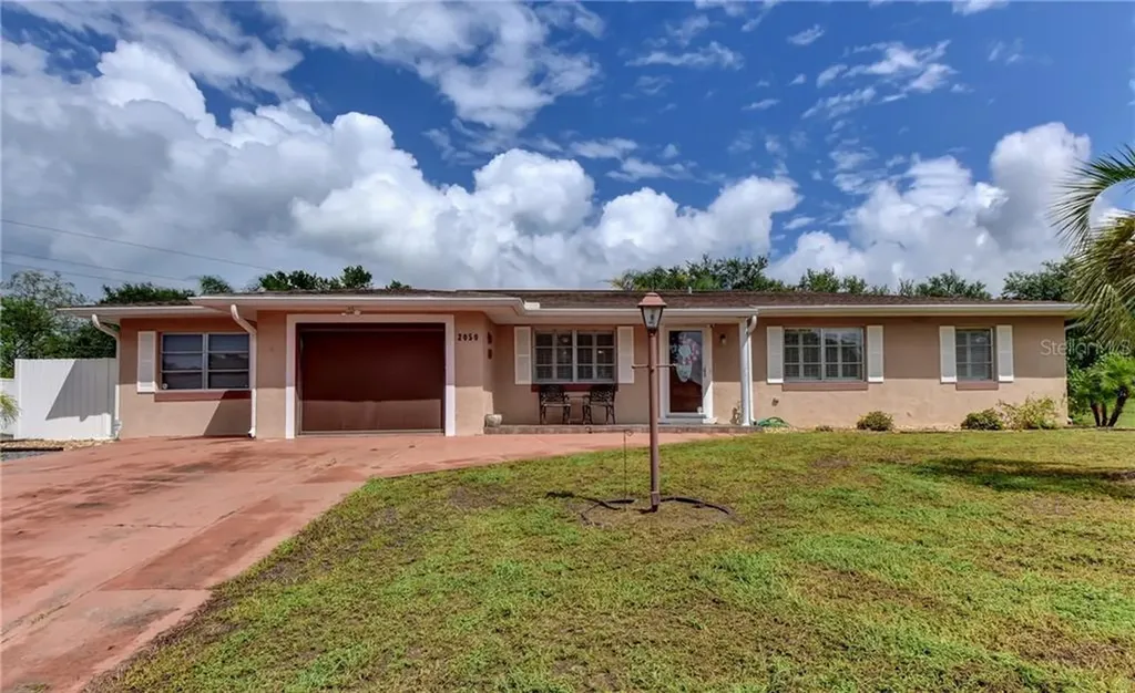 2050 S Old Mill Drive Deltona FL 32725