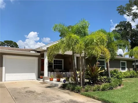 501 47th Avenue N St Petersburg FL 33703