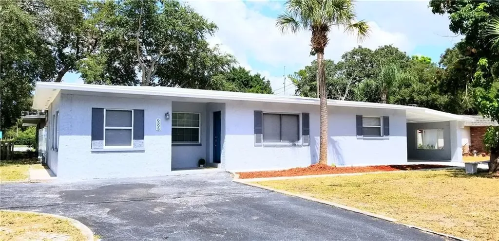6393 Emerson Avenue S St Petersburg FL 33707