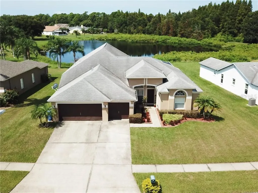 10517 Anglecrest Drive Riverview FL 33569