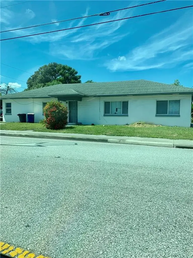 110 N Highland Avenue Clearwater FL 33755
