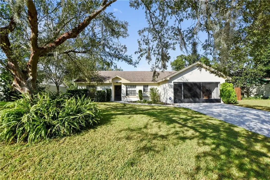 150 Loma Bonita Drive Davenport FL 33837