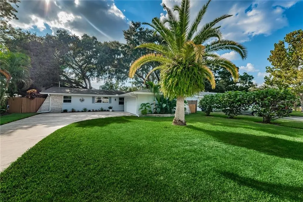 80 Arnoni Drive Dunedin FL 34698