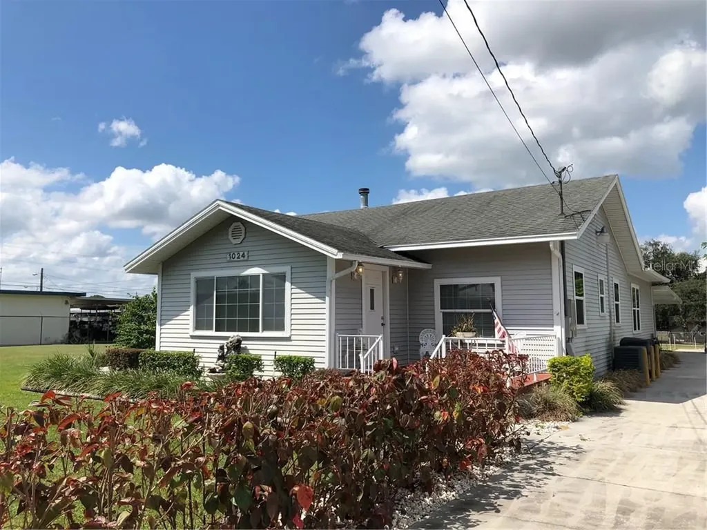 1024 N Davis Avenue Lakeland FL 33805