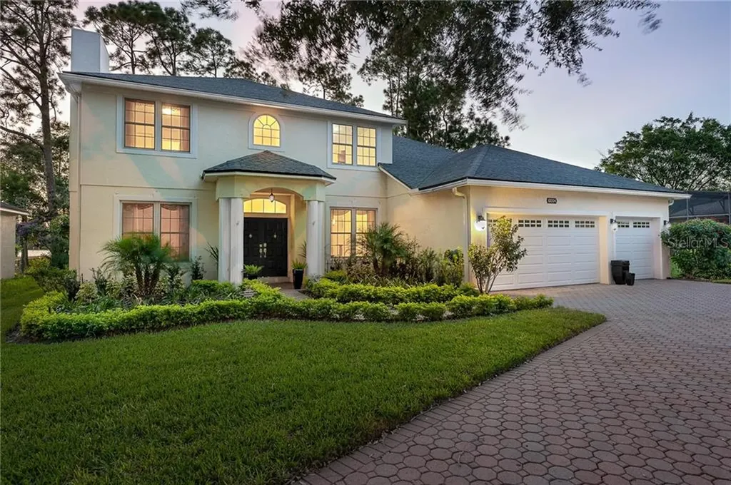 10004 Crystalline Court Orlando FL 32836
