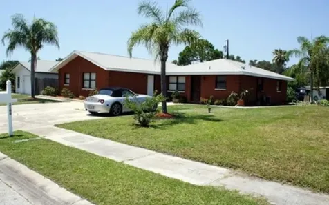 3182 Downing Street Clearwater FL 33759