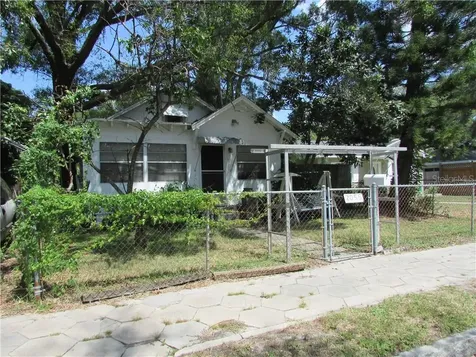2055 28th Avenue N St Petersburg FL 33713