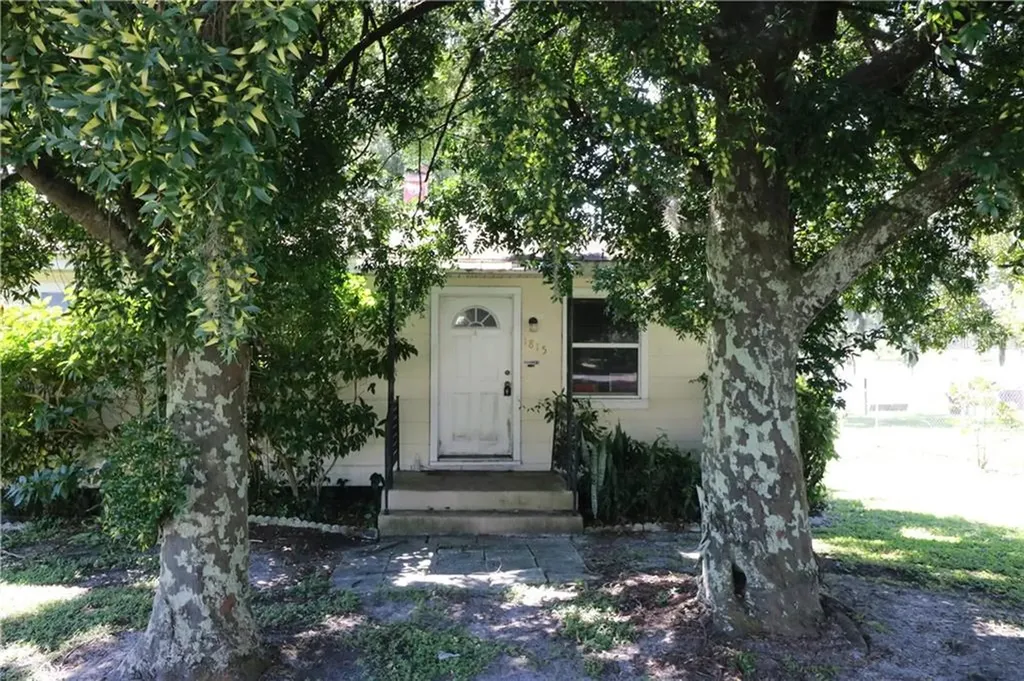 1815 Lake Brown Drive Haines City FL 33844