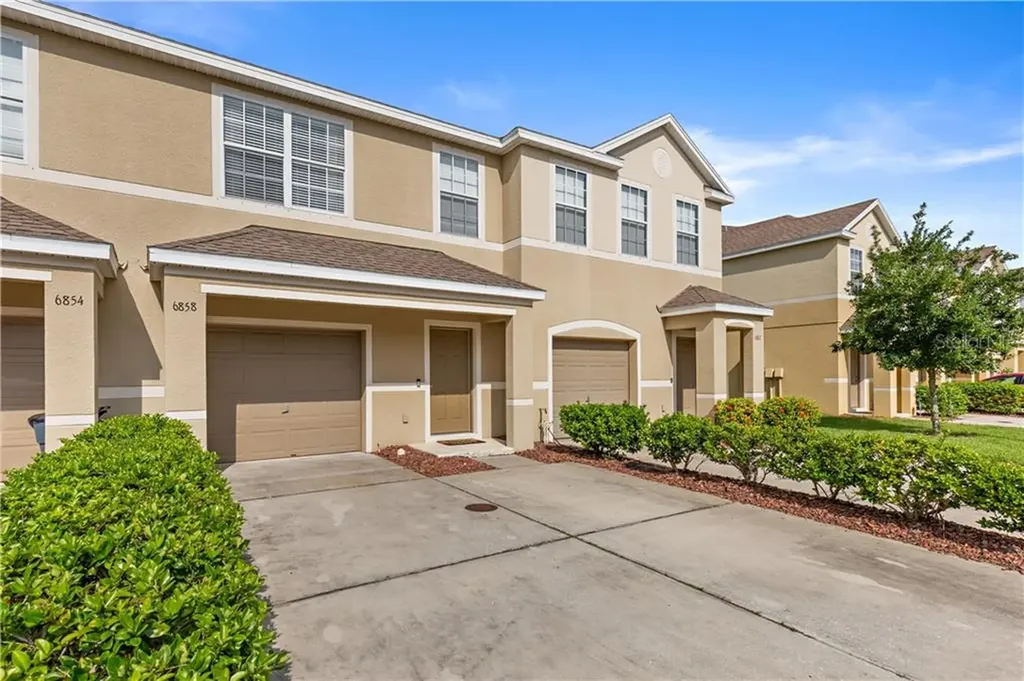 6858 47th Way N Pinellas Park FL 33781
