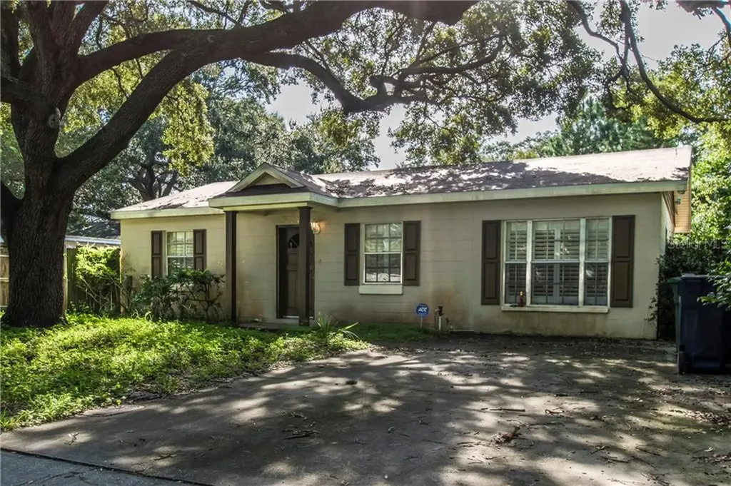 4718 W Anita Boulevard Tampa FL 33611