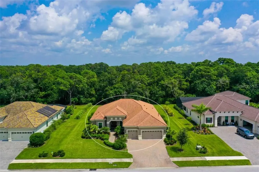 8264 Larkspur Circle Sarasota FL 34241