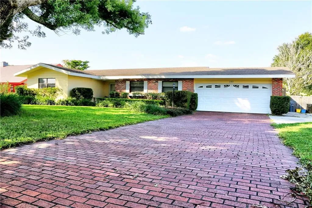 566 Paradise Island Place Haines City FL 33844