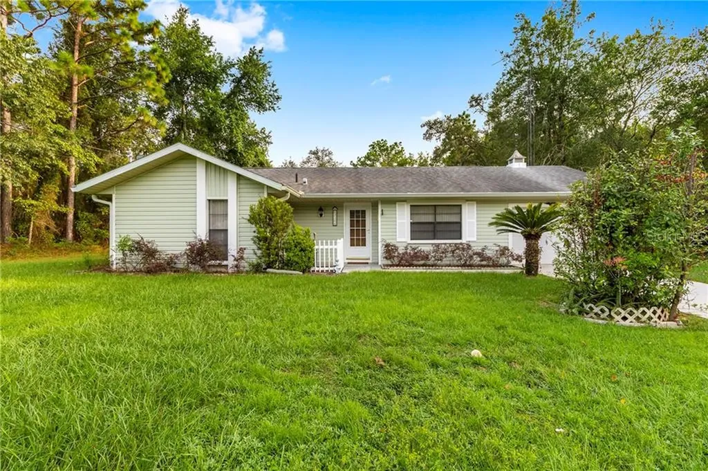 3304 W Edison Place Citrus Springs FL 34433