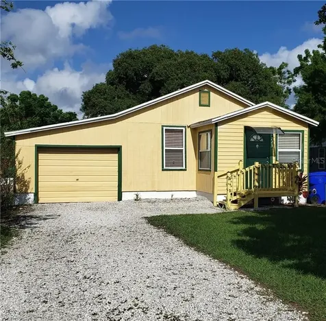 1223 Pine Avenue Tavares FL 32778