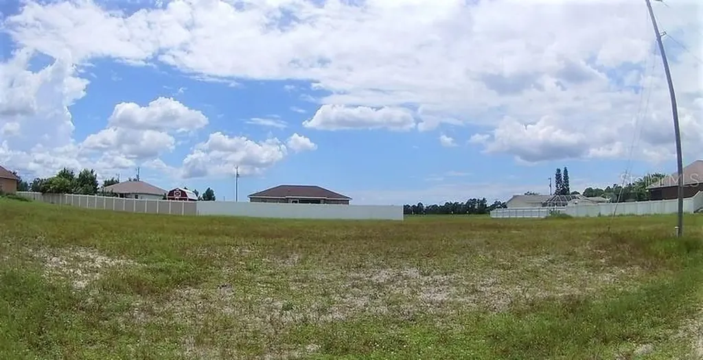 3018 NW Douglas Circle Cape Coral FL 33993