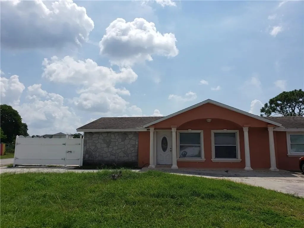 6405 Eden Lane Tampa FL 33634