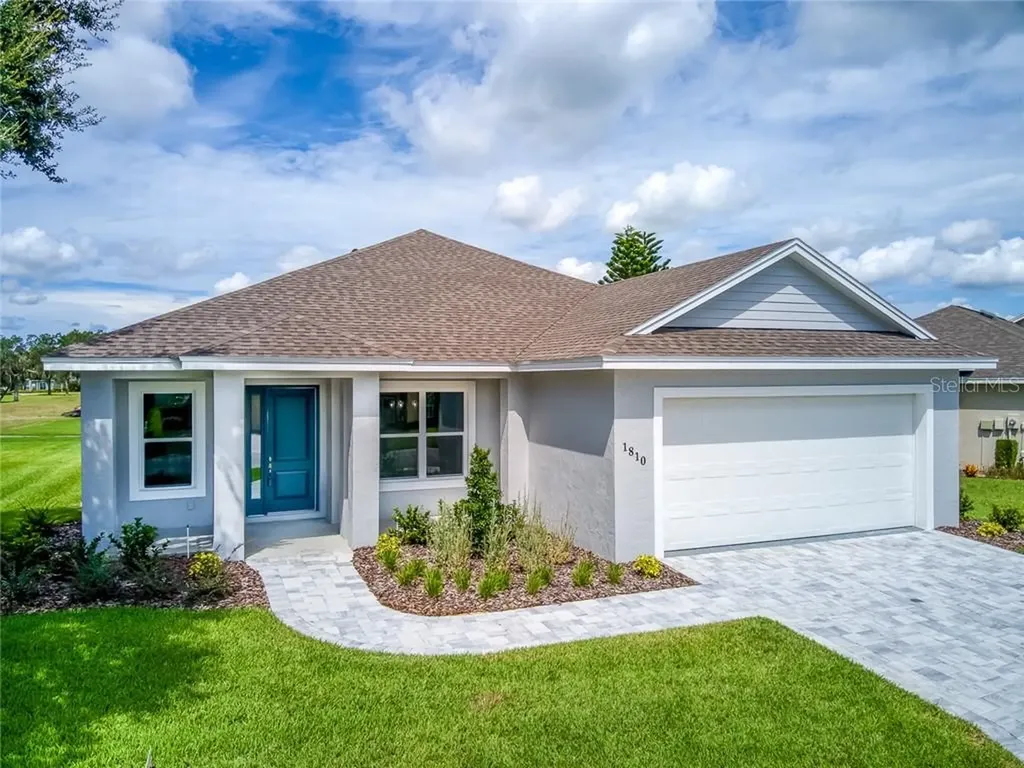 1810 Sandhill Lane Winter Haven FL 33884