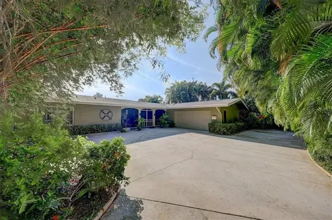 4130 39th Street S St Petersburg FL 33711
