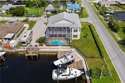 13727 Lavender Avenue Hudson FL 34667