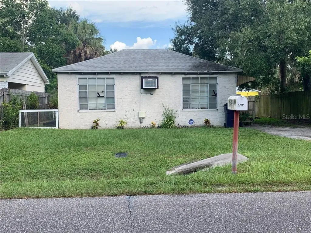 6410 S Himes Avenue Tampa FL 33611