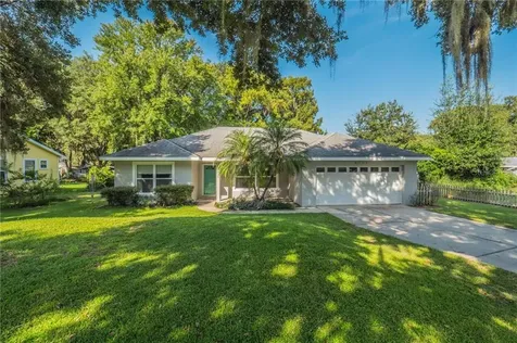 30749 Glenn Drive Tavares FL 32778