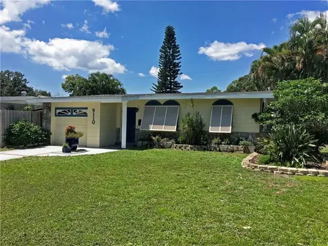 9110 1st Street N St Petersburg FL 33702