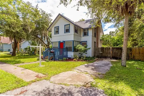 782 34th Avenue S St Petersburg FL 33705