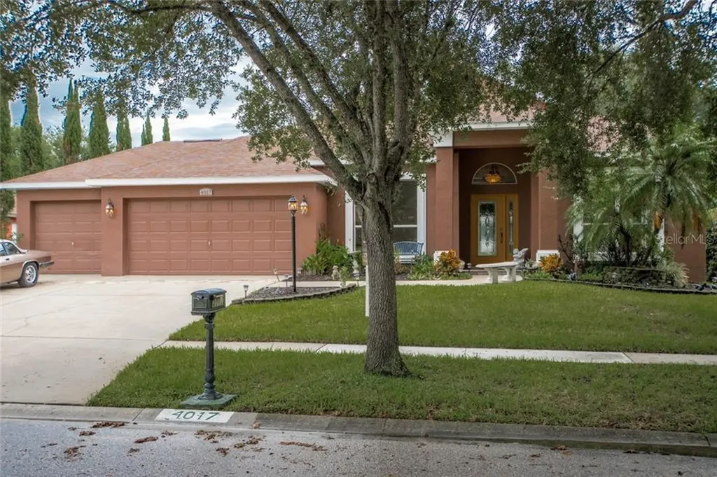 4017 Valrico Grove Drive Valrico FL 33594